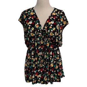 Fave blouse, women’s plus size 1X blouse colorful dots, cap sleeves, v-neck, EUC